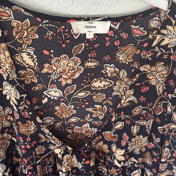 Anthropologie Entro Deep V oversized ruffle detail Floral Tunic Top L - Picture 7 of 10